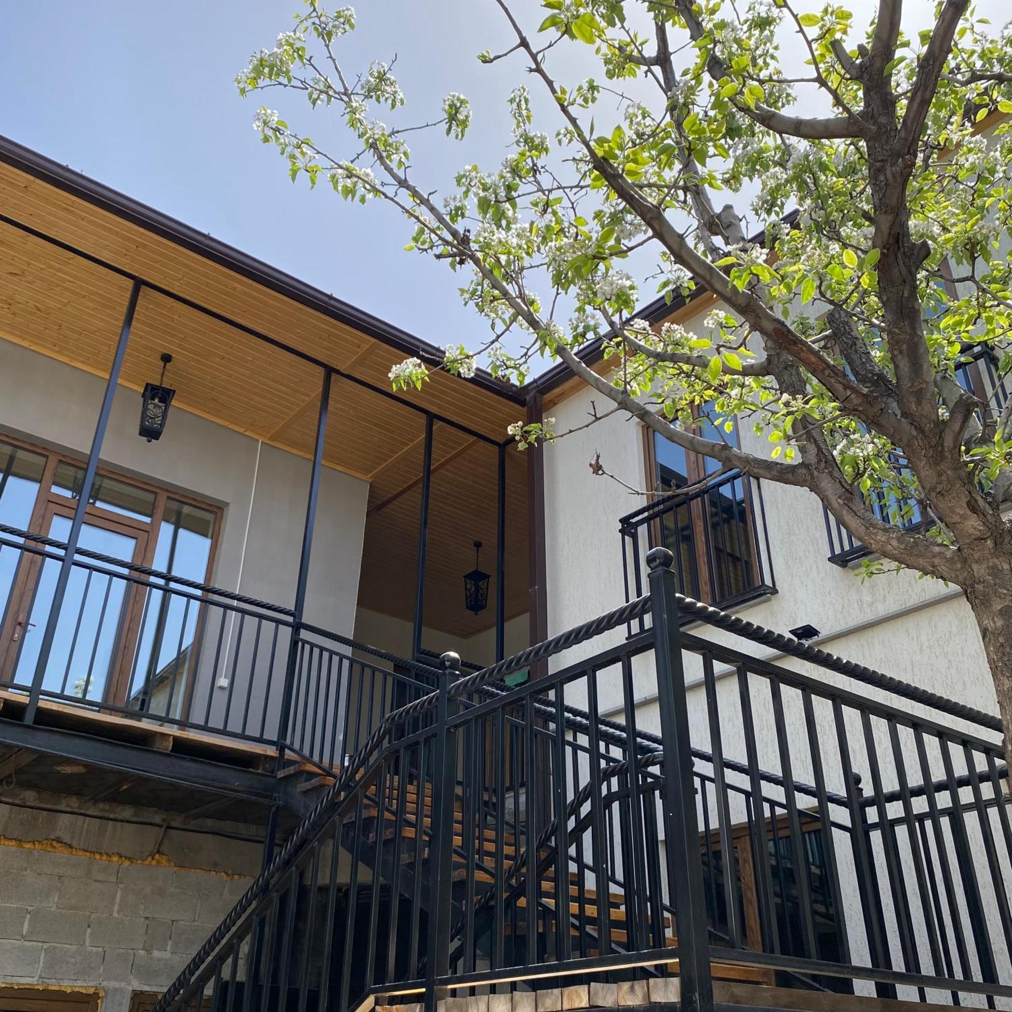 Nur Guest House Gyumri Eksteriør bilde